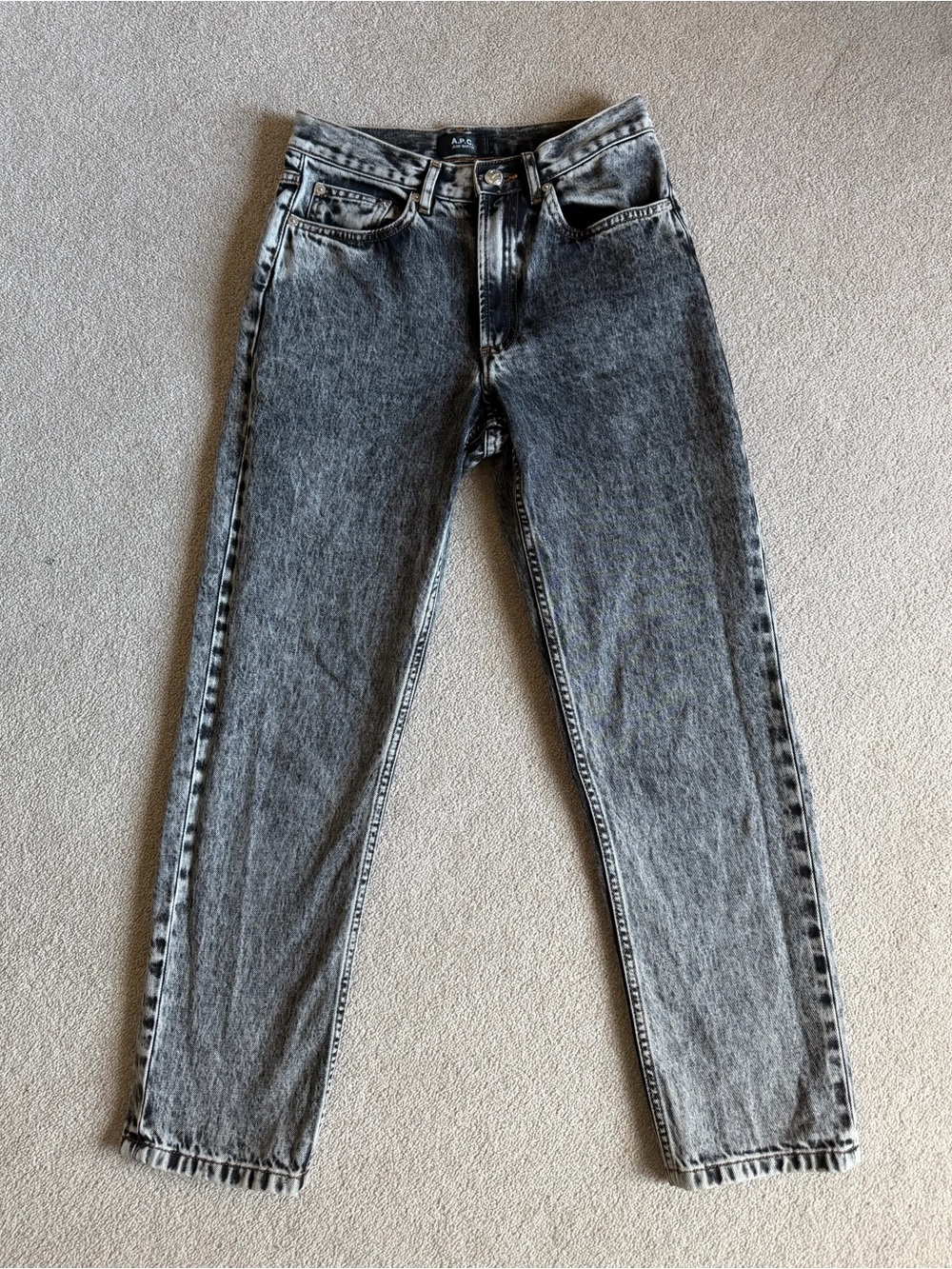 A.P.C. Women’s Straight Jeans - 26